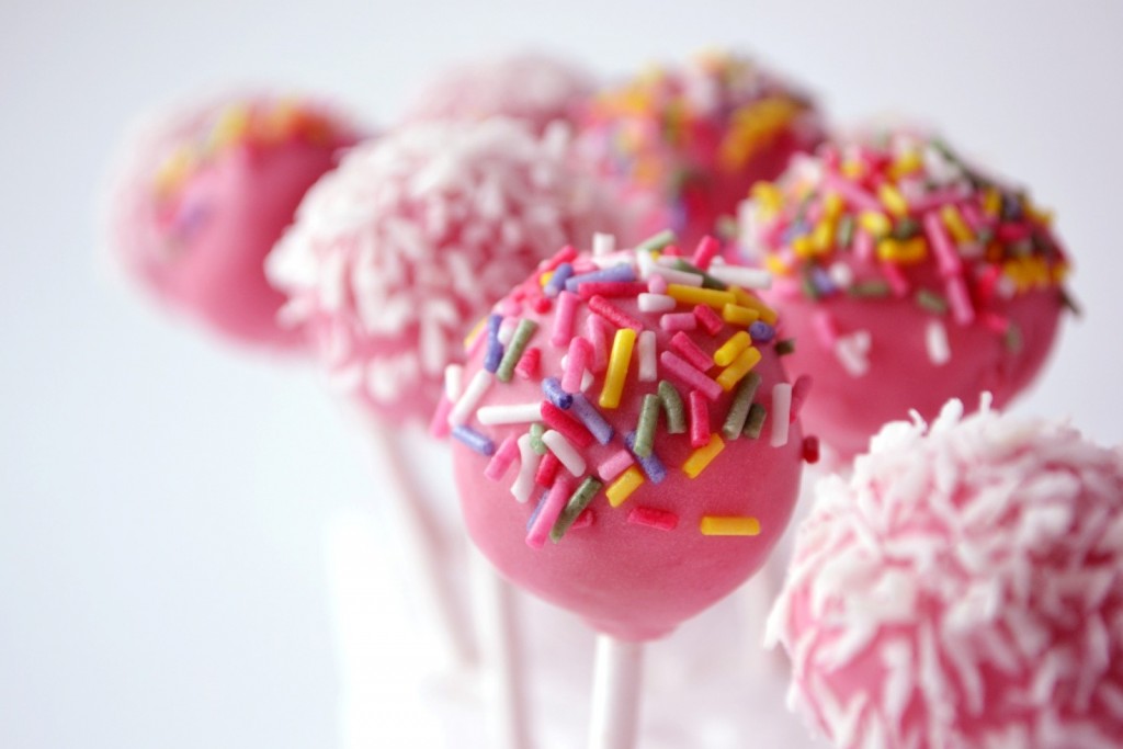 Pink Cake Pops