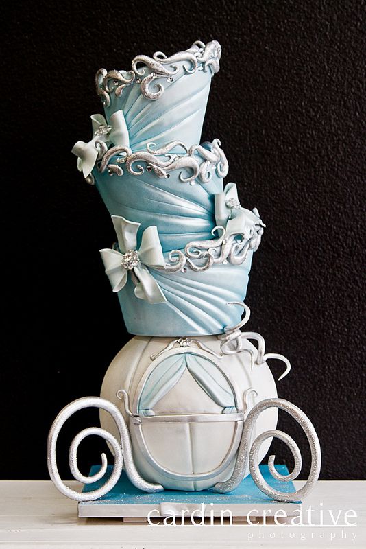 Disney Cinderella cake