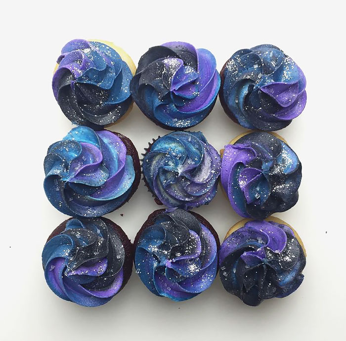 galaxy cupcakes