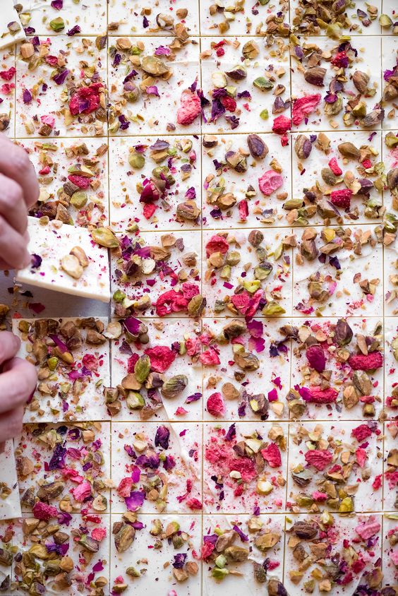 rose and pistachio chocolate bark