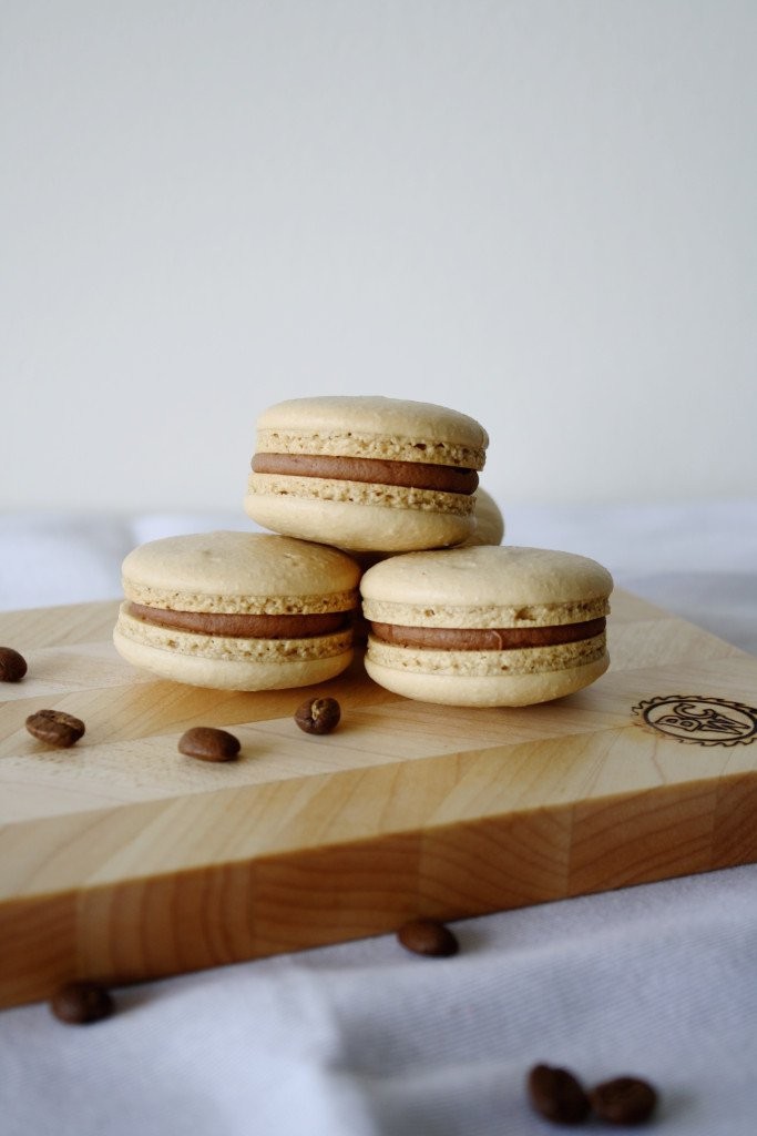 coffee and baileys macarons