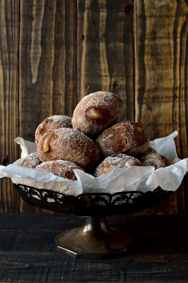 Gingerbread-spiced-fried-yeast-doughnuts-filled-with-apple-compote-Domestic-Gothess