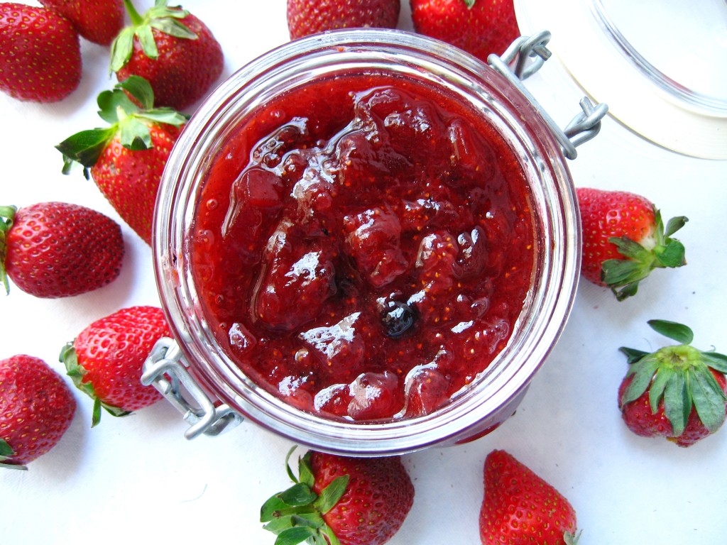 Strawb and apple jam