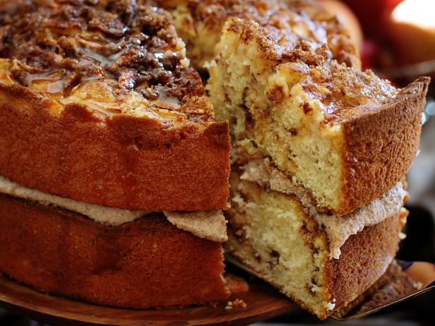 fnd_apple-cinnamon-layer-cake-with-gooey-caramel-drizzle-05-jpg-rend-snigalleryslide