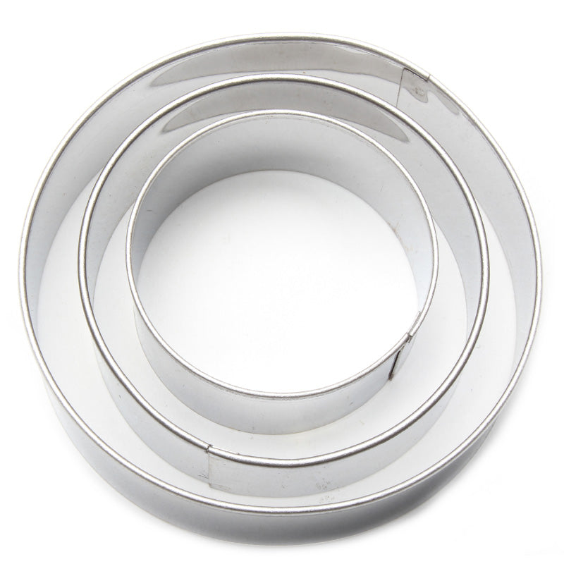 Circles fondant cutter set on a white background