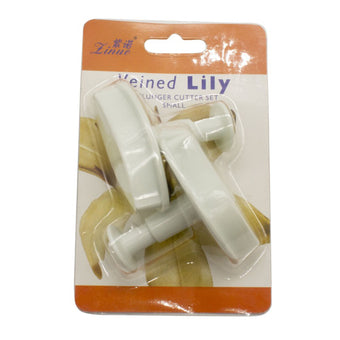 Plunger cutter set in packaging on a white background