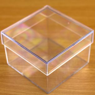 Square Shaped  Fillable Transparent Plastic Container x 1